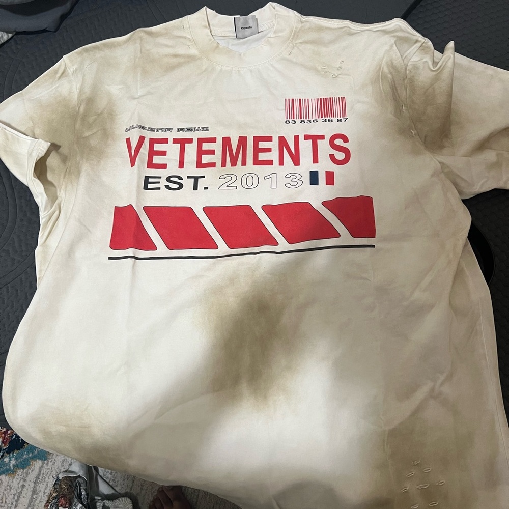 Vetements Unisex White T-Shirt